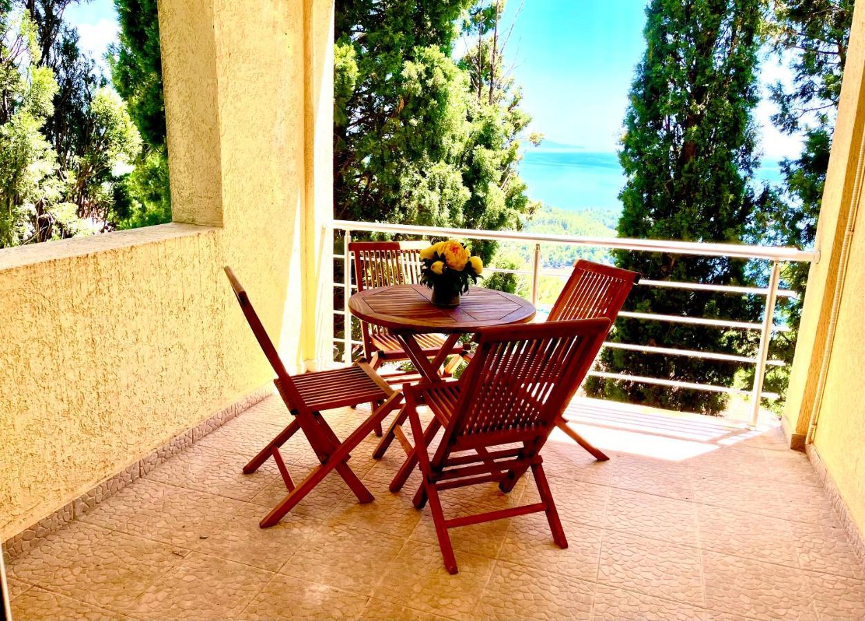 Holiday Home Viko Сутоморе Экстерьер фото